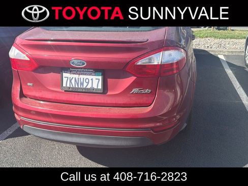Used 2015 Ford Fiesta SE w/ Equipment Group 201A FWD image 2