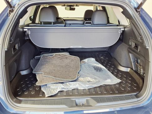 Certified 2025 Subaru Outback Onyx Edition image 9