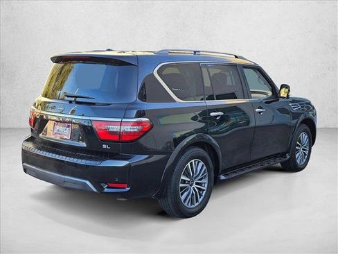 Used 2023 Nissan Armada SL w/ Captain's Chairs Package image 5