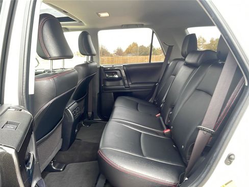 Used 2020 Toyota 4Runner TRD Off-Road Premium image 18