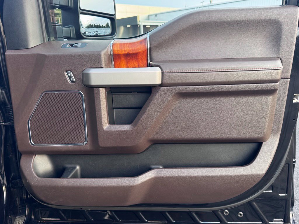 Used 2019 Ford F350 King Ranch w/ King Ranch Ultimate Package AWD/4WD image 28