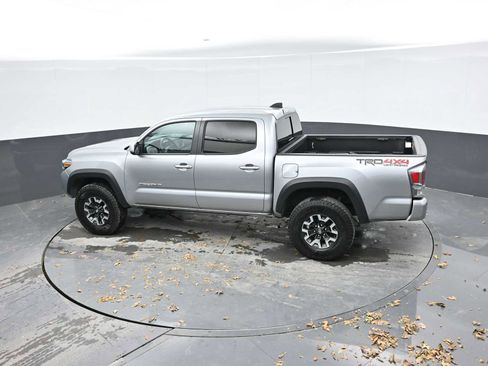 Used 2023 Toyota Tacoma TRD Off-Road image 26