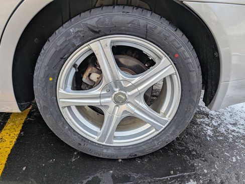 Used 2009 Lincoln MKZ image 12