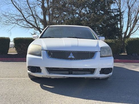 Used 2011 Mitsubishi Galant ES image 10