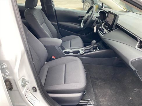 Used 2024 Toyota Corolla LE FWD image 23