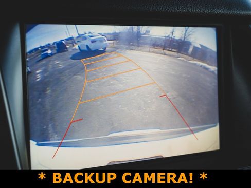 Used 2016 GMC Yukon XL Denali w/ Open Road Package image 4