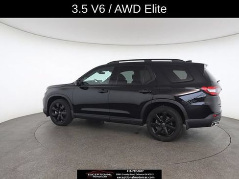 Used 2024 Honda Pilot Elite image 9
