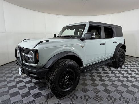 Used 2023 Ford Bronco Wildtrak AWD/4WD image 2