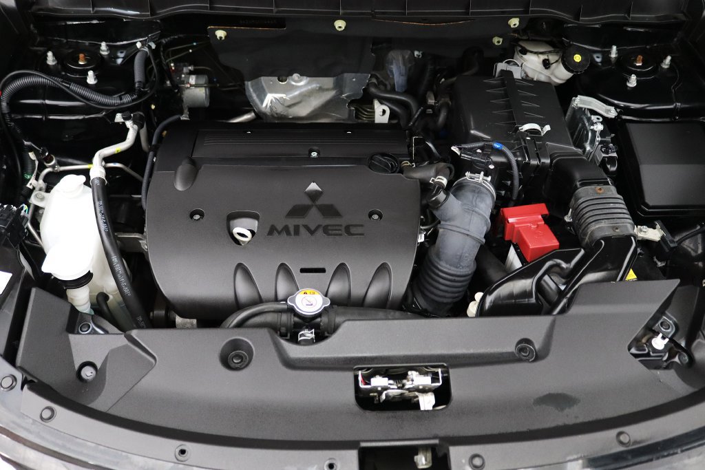 Used 2024 Mitsubishi Outlander Sport SE AWD/4WD image 33