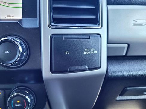 Certified 2021 Ford F250 Lariat AWD/4WD image 19