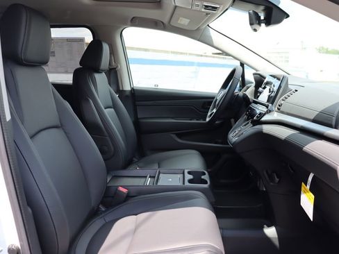 Used 2026 Honda Odyssey EX-L image 21