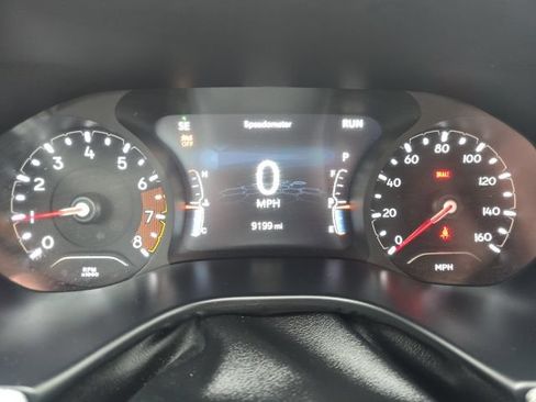 Certified 2024 Jeep Compass Latitude w/ Sun and Sound Group AWD/4WD image 13