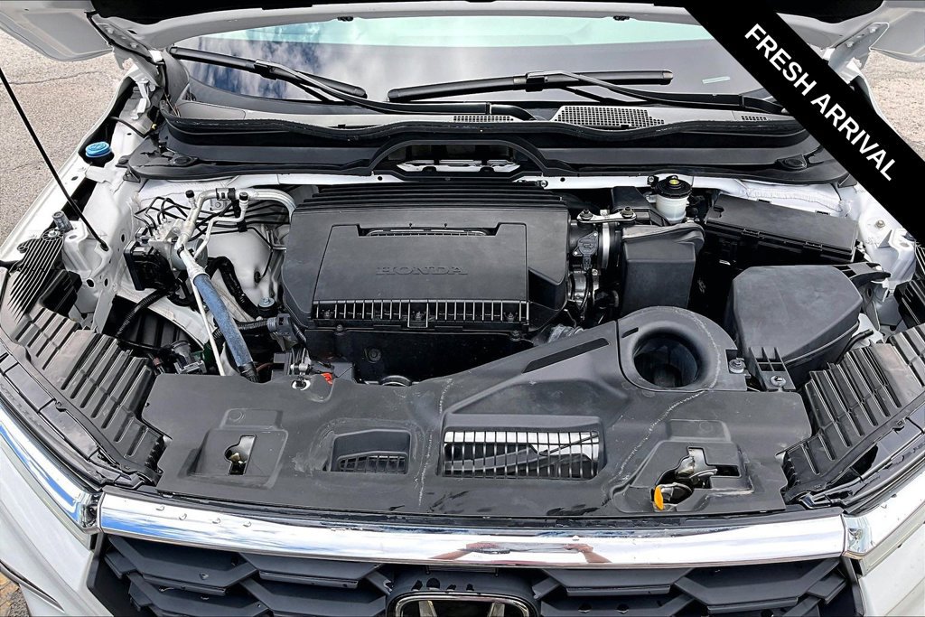 Used 2023 Honda Pilot LX image 29