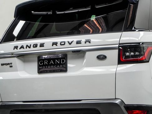 Used 2020 Land Rover Range Rover Sport HSE image 13