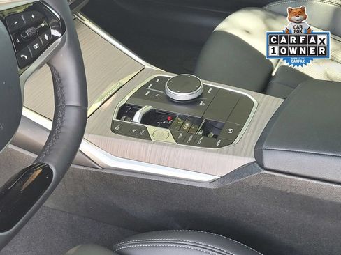 Used 2025 BMW 330i xDrive Sedan AWD/4WD image 19