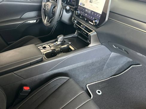 Used 2023 Lexus RX 500h F Sport w/ Cold Area Package AWD/4WD image 13