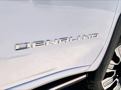 Used 2024 GMC Sierra 2500 Denali w/ Denali Reserve Package image 10