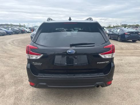 Used 2023 Subaru Forester Premium AWD/4WD image 13
