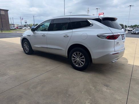 Used 2022 Buick Enclave Premium FWD image 7