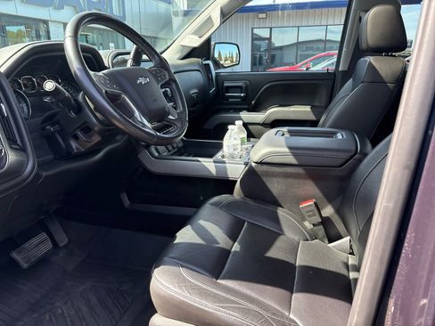 Used 2018 Chevrolet Silverado 1500 LTZ Z71 w/ Centennial Edition AWD/4WD image 9