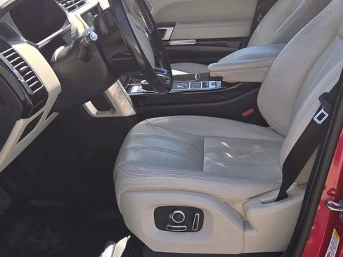 Used 2016 Land Rover Range Rover HSE image 10