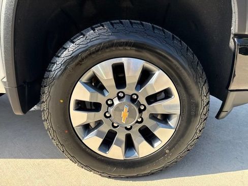 Used 2022 Chevrolet Silverado 2500 Custom w/ Snow Plow Prep/Camper Package AWD/4WD image 99