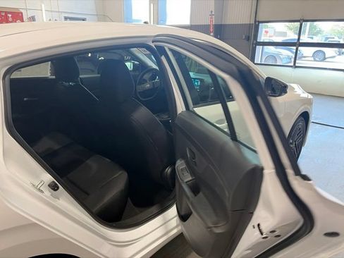 New 2026 Nissan Sentra SV w/ SV Convenience Package FWD image 15