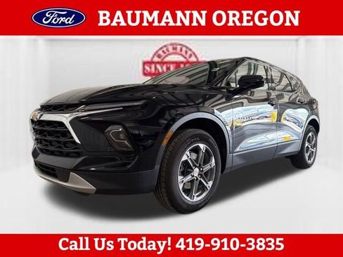 Used 2025 Chevrolet Blazer LT FWD image 7