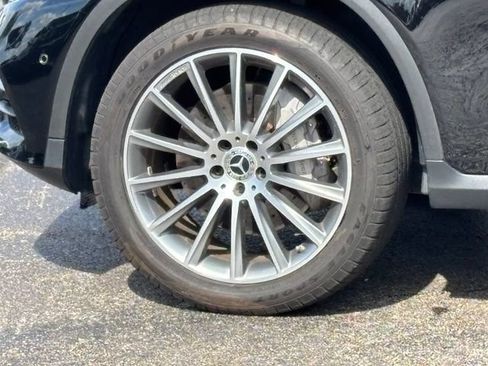 Used 2019 Mercedes-Benz GLC 300 4MATIC Coupe image 8