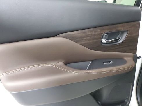 Used 2023 Nissan Murano Platinum w/ Cargo Package FWD image 11