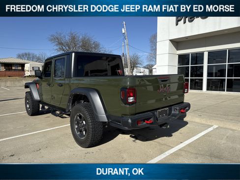 Used 2021 Jeep Gladiator Rubicon image 3