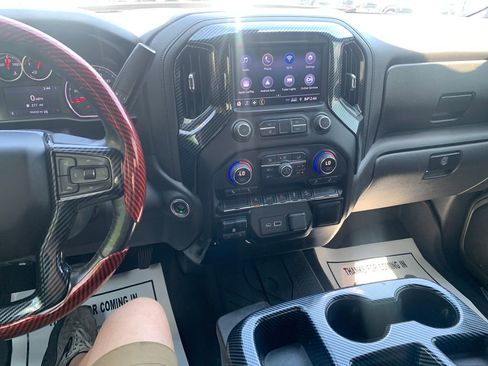 Used 2019 Chevrolet Silverado 1500 RST image 13