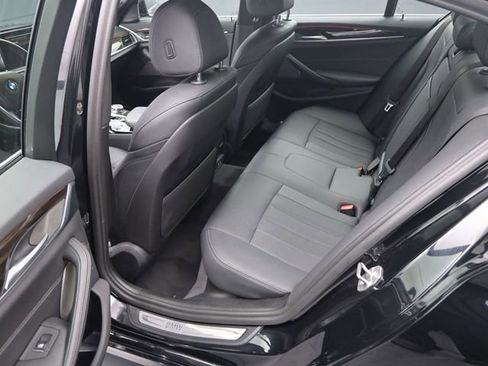 Used 2022 BMW 530i xDrive w/ Premium Package AWD/4WD image 17