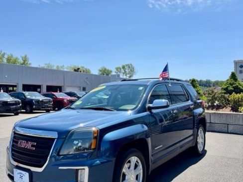 Used 2016 GMC Terrain SLE w/ Chrome Edition AWD/4WD image 3