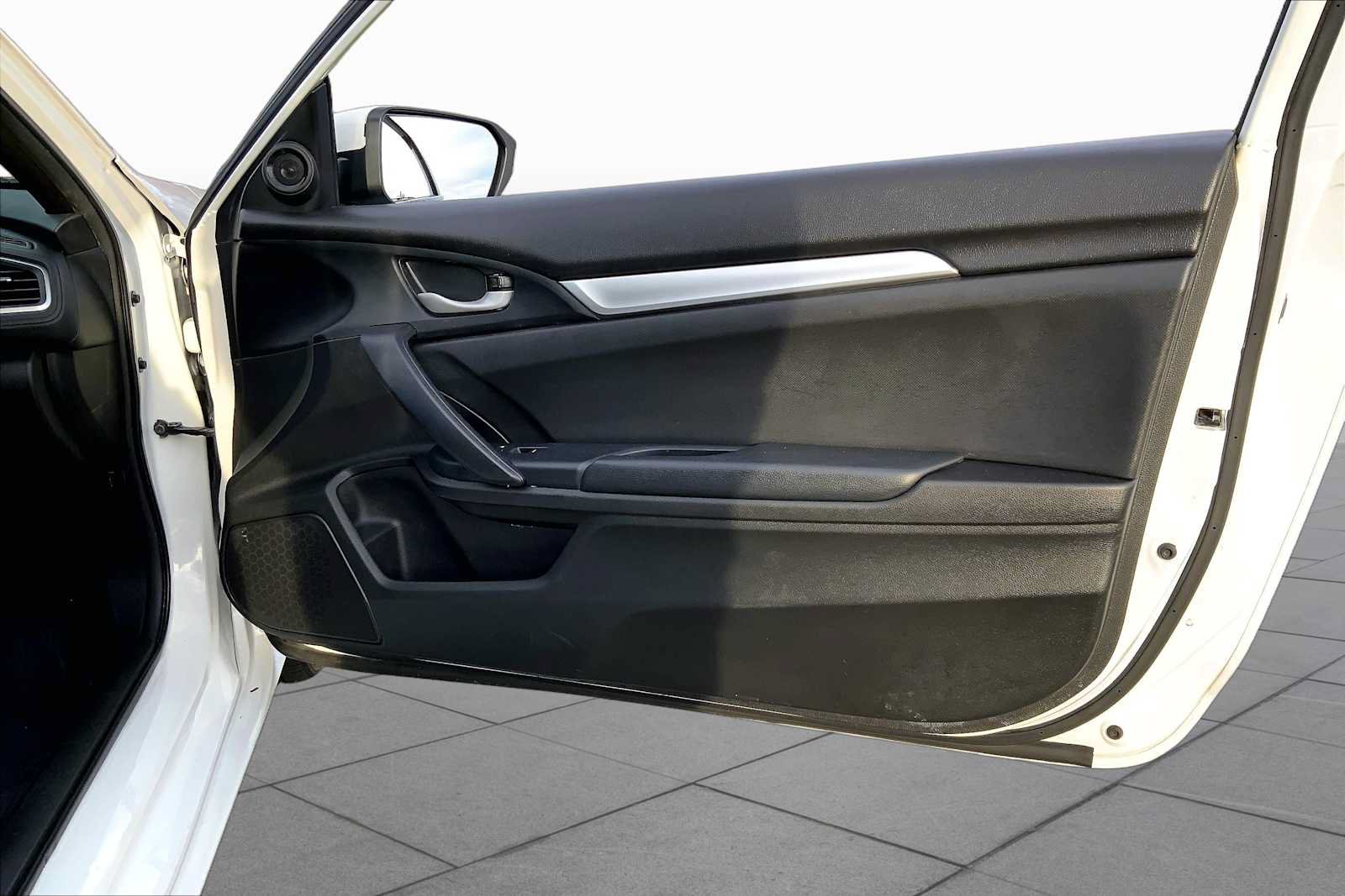 Used 2019 Honda Civic Sport image 21