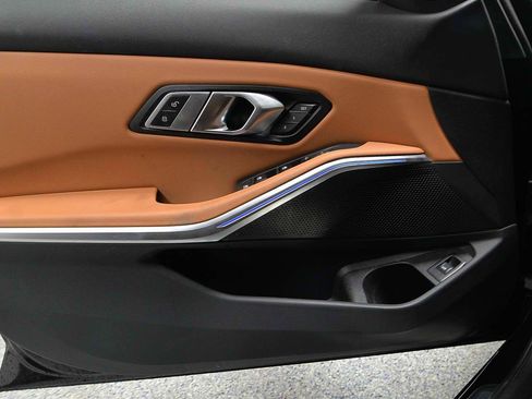 Used 2022 BMW 330i Sedan w/ Premium Package 2 image 6