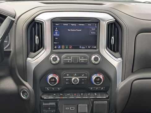 Used 2022 GMC Sierra 1500 SLT w/ SLT Premium Plus Package AWD/4WD image 18
