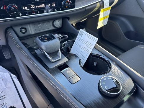 New 2026 Nissan Rogue Platinum image 20