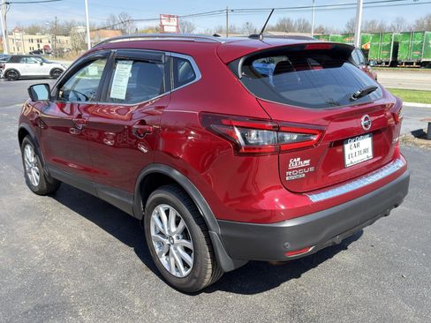 Used 2020 Nissan Rogue Sport SV w/ Technology Package AWD/4WD image 17