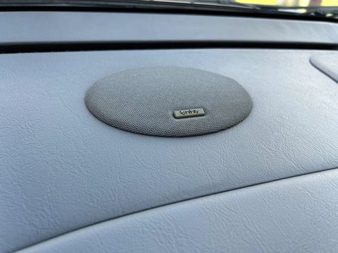 Used 2001 Mitsubishi Galant ES FWD image 16