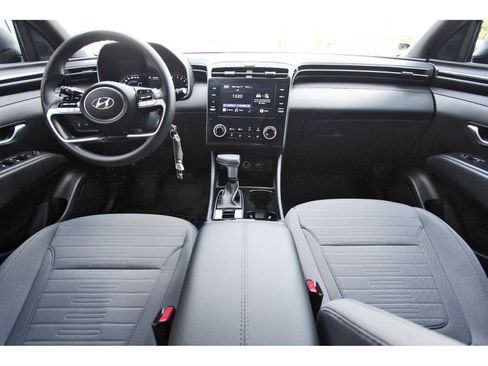 Used 2024 Hyundai Santa Cruz SE FWD image 10