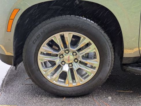 Certified 2025 GMC Yukon XL Denali AWD/4WD image 7
