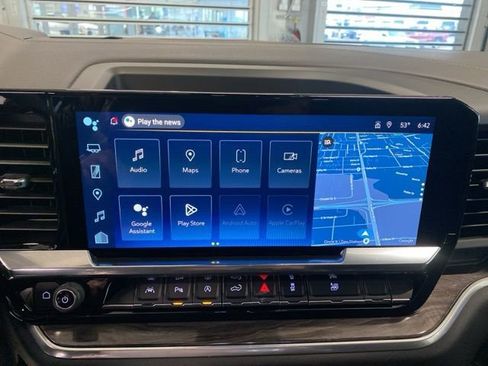 New 2026 Chevrolet Silverado 1500 LTZ w/ LTZ Premium Package AWD/4WD image 19