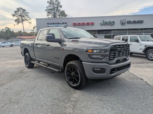 New 2026 RAM 2500 Big Horn AWD/4WD image 11