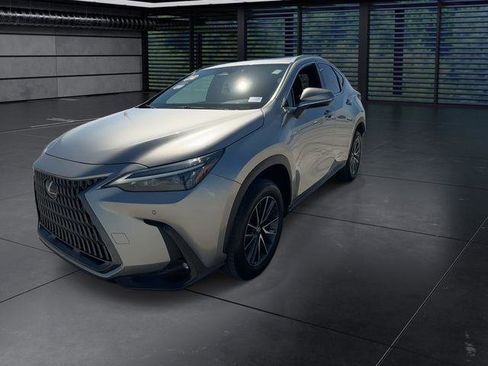 Certified 2024 Lexus NX 250 FWD image 4