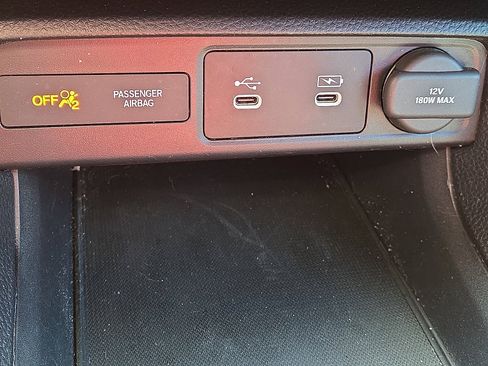 Used 2025 Honda Civic Sport image 12