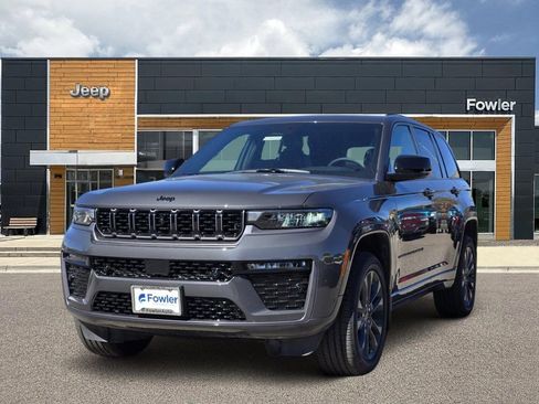 New 2026 Jeep Grand Cherokee Limited AWD/4WD image 1