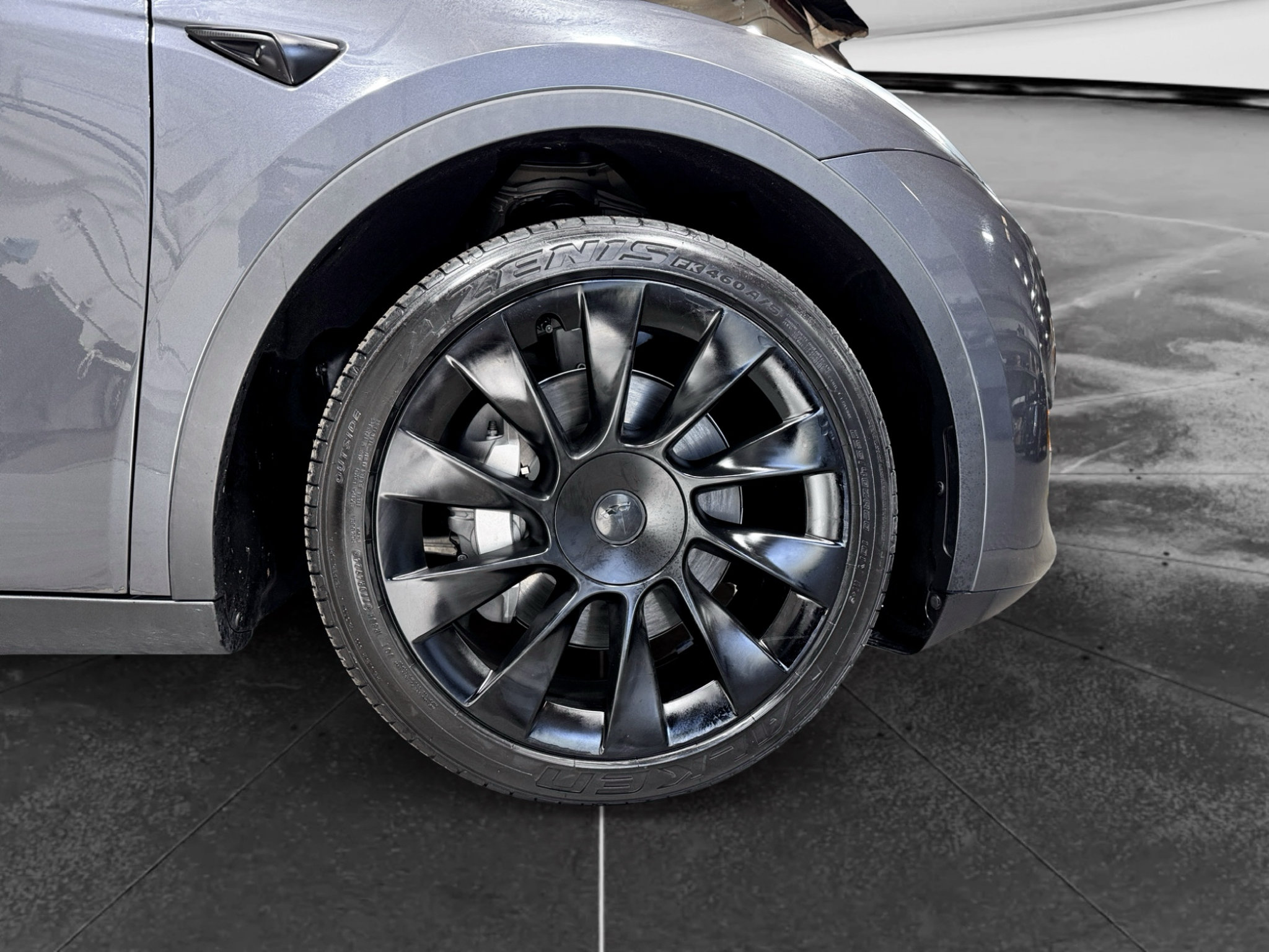 Used 2023 Tesla Model Y Long Range AWD/4WD image 36