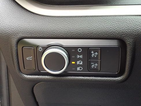 Certified 2023 Ford Explorer XLT AWD/4WD image 21