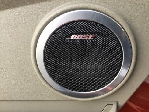 Used 2003 HUMMER H2 w/ Preferred Equipment Group image 40